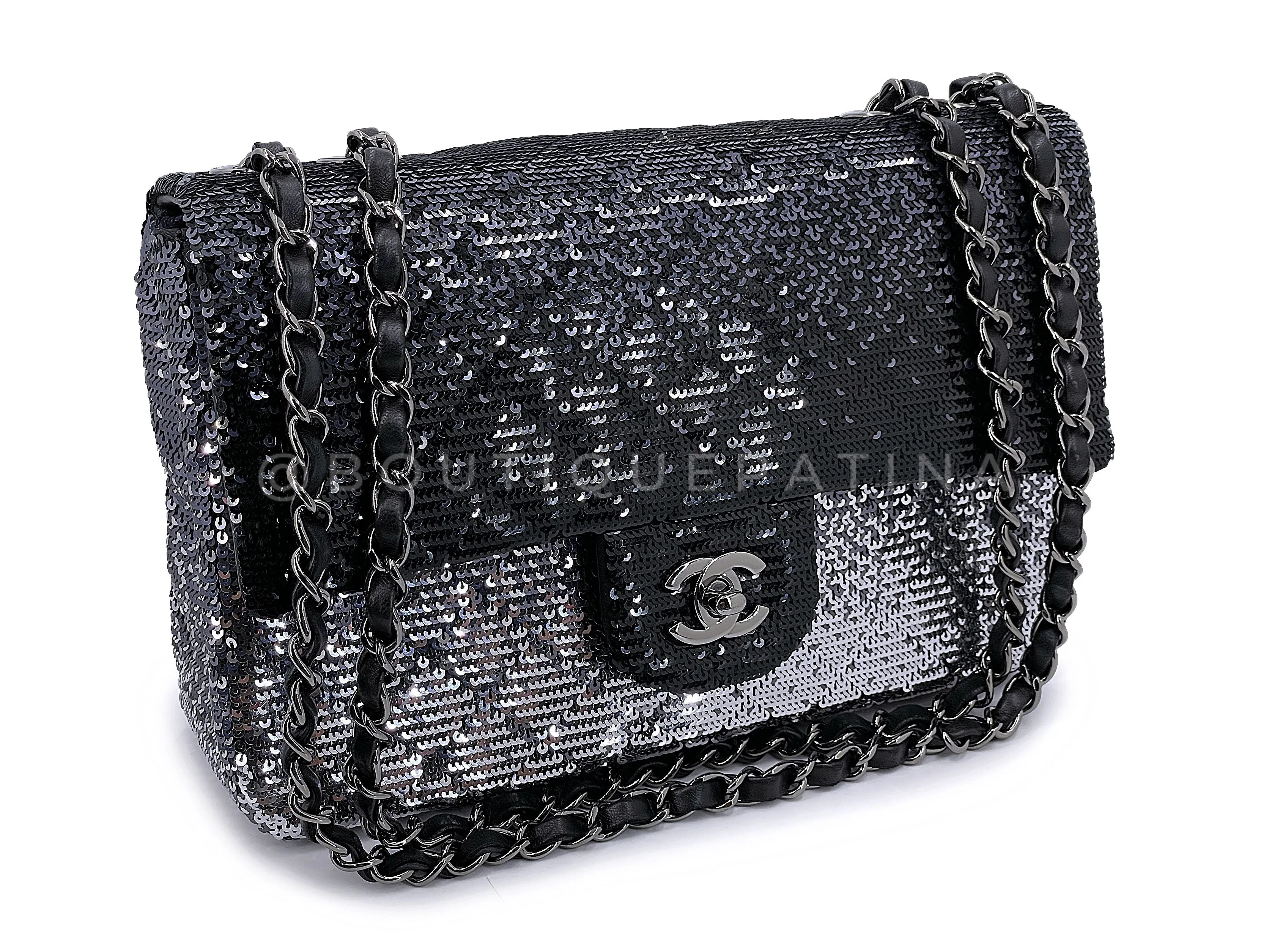 Chanel 2015 Black Silver Quilted Sequin Medium Classic Flap Bag 04R