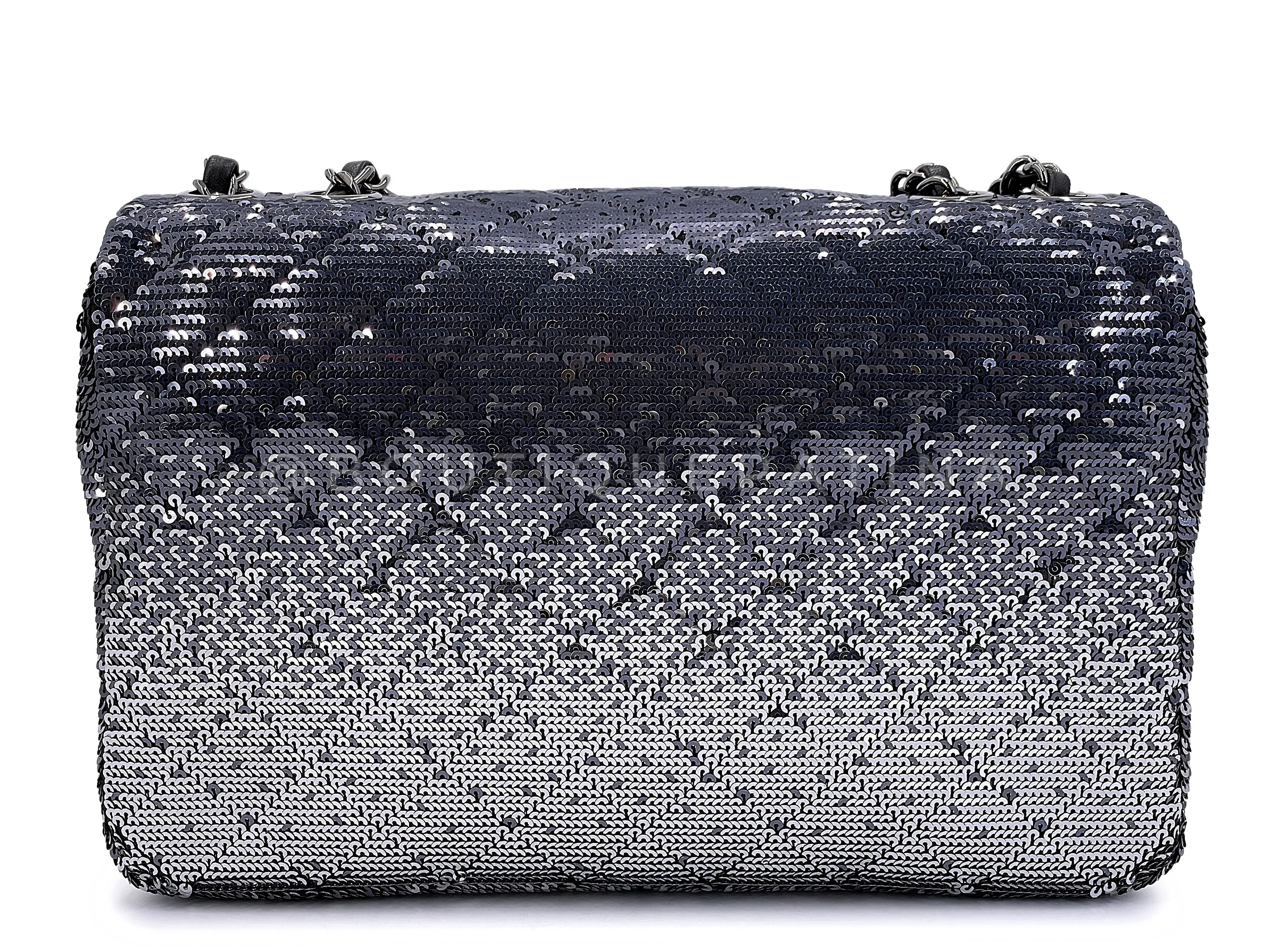 Chanel 2015 Black Silver Quilted Sequin Medium Classic Flap Bag 04R