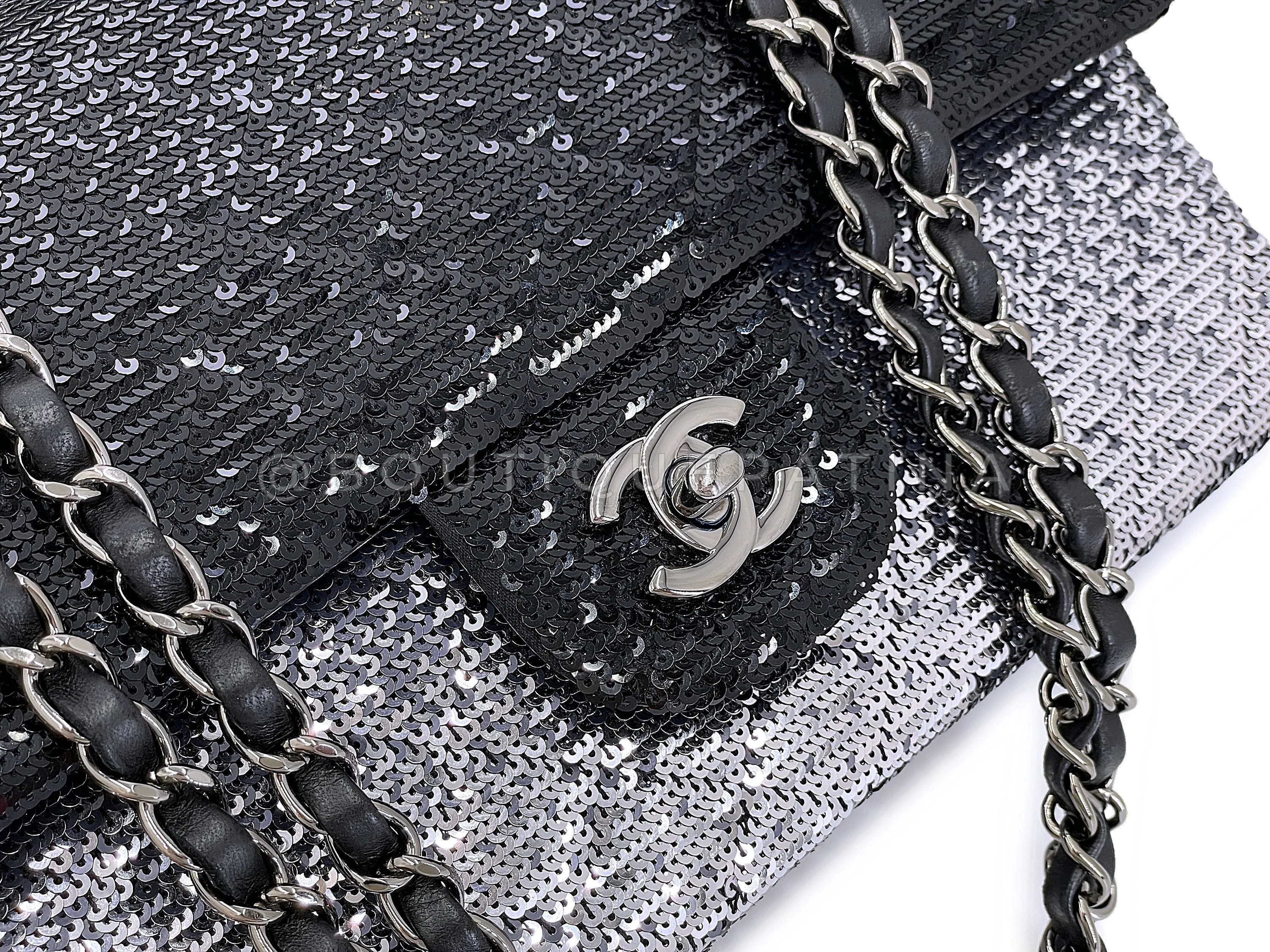 Chanel 2015 Black Silver Quilted Sequin Medium Classic Flap Bag 04R