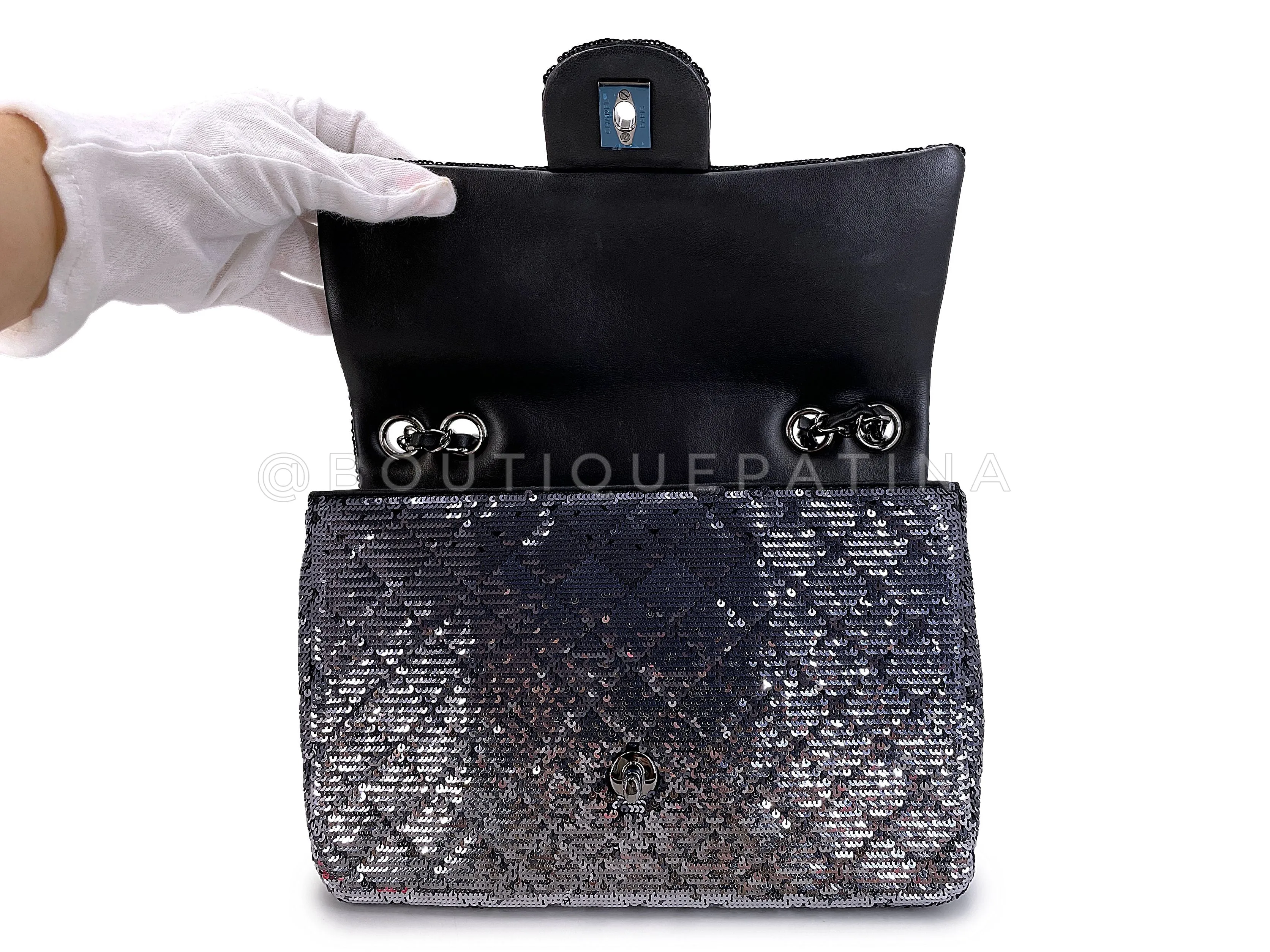 Chanel 2015 Black Silver Quilted Sequin Medium Classic Flap Bag 04R